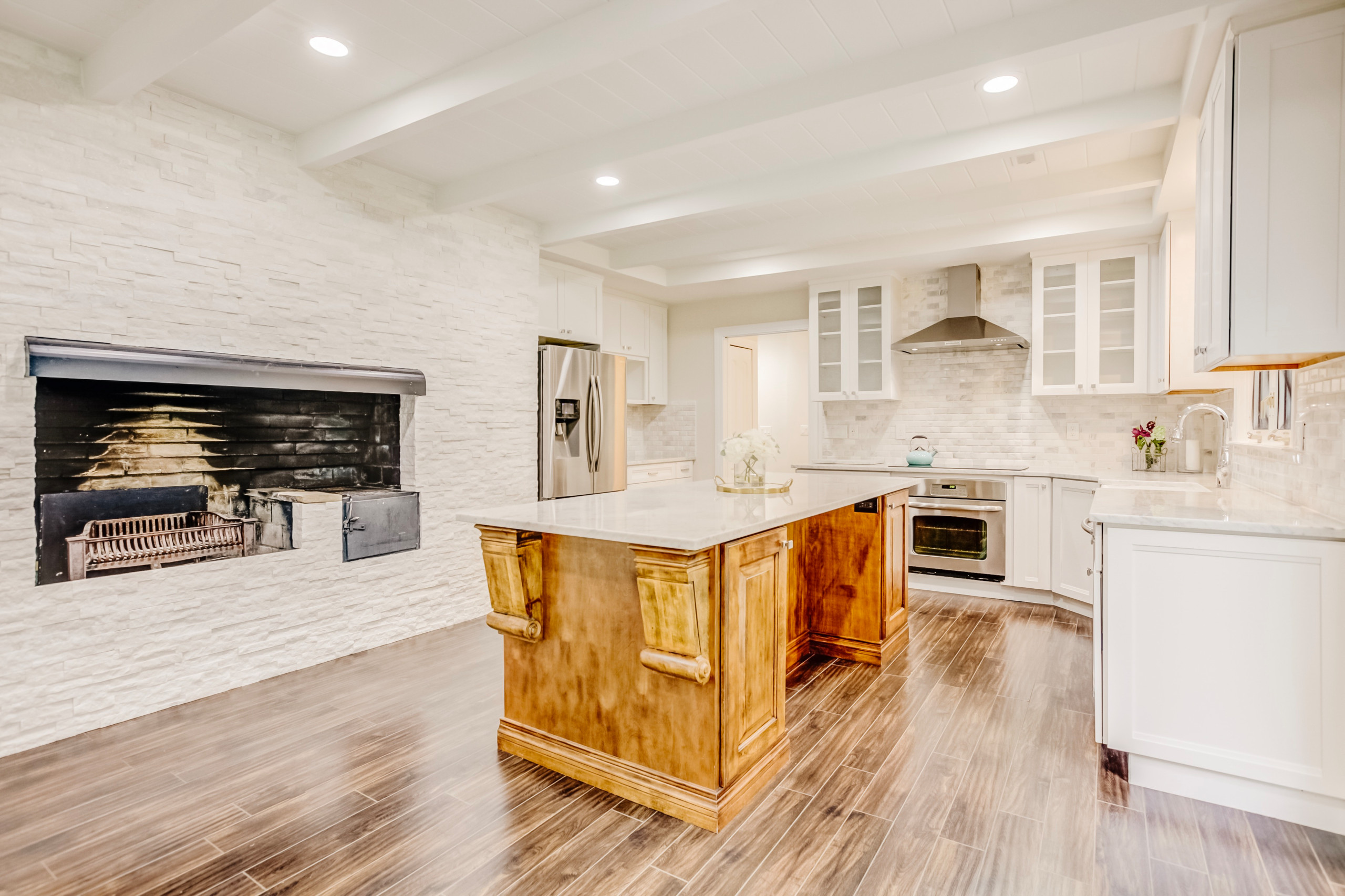 6909_nashway_dr__west_bloomfield__mi-9.jpg