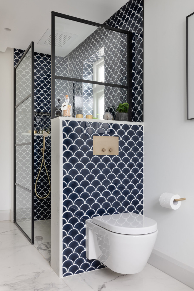 Main bathroom N2