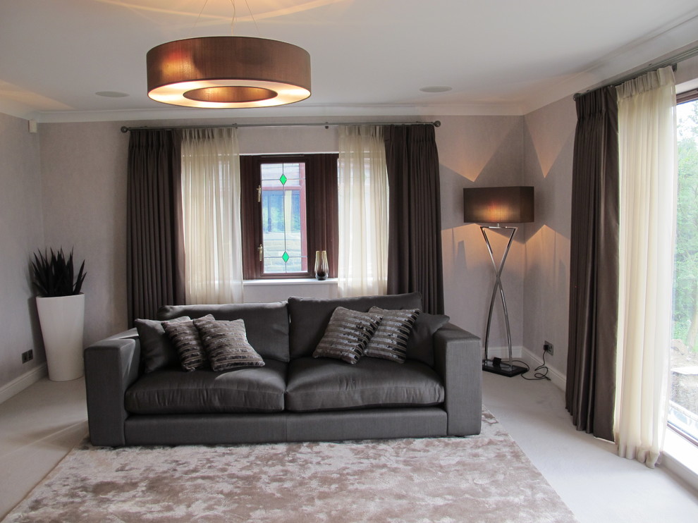 Design ideas for a contemporary living room in Manchester.