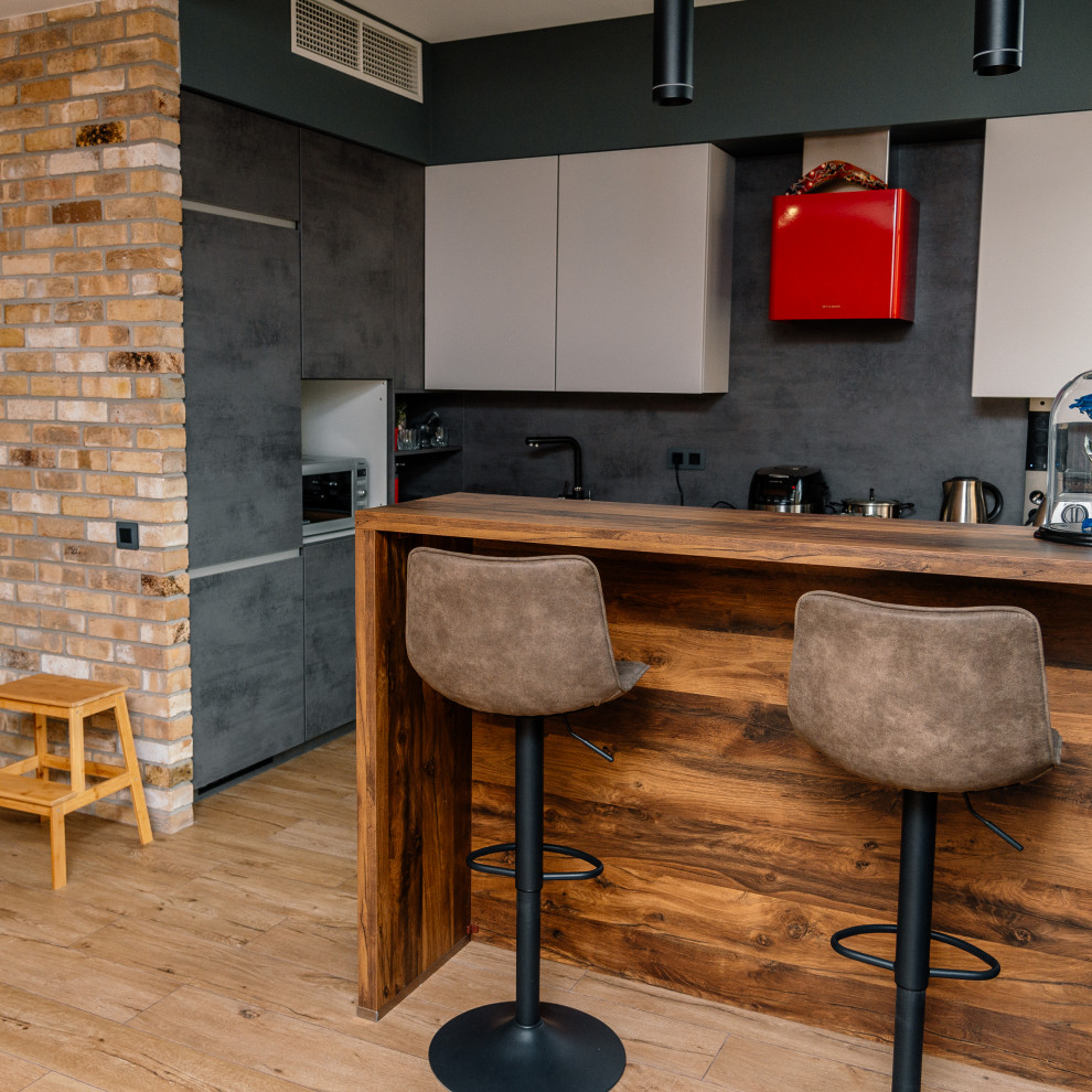 Райский уголок в бетоне в Ростове-на-Дону