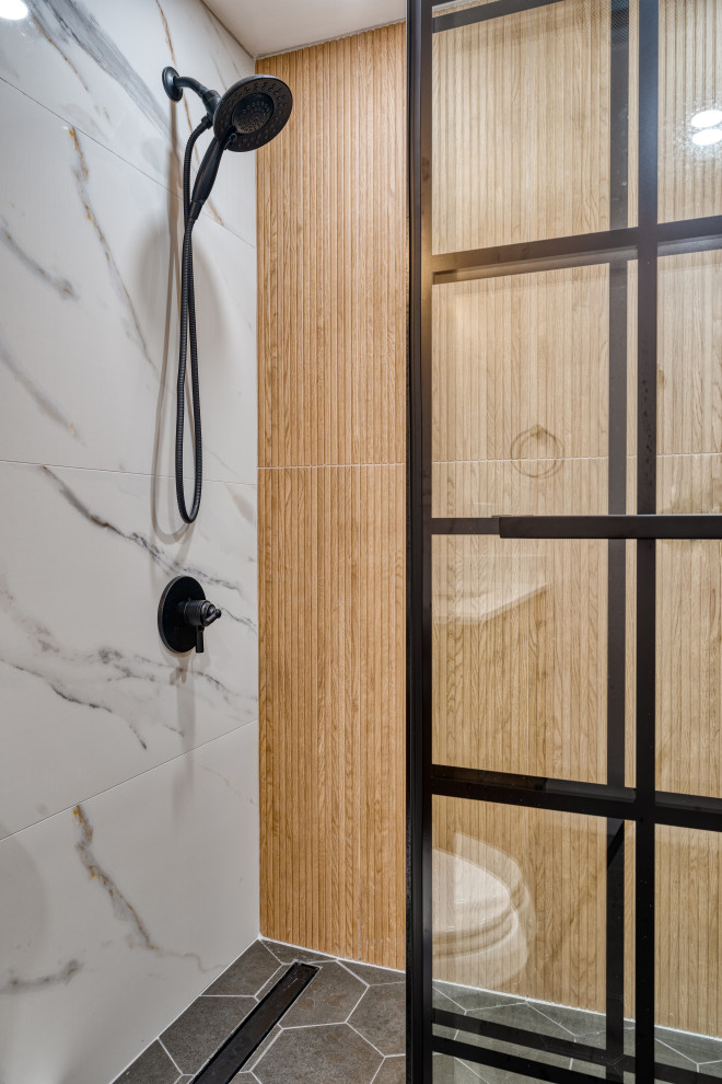 7th and Grand, Hoboken - Guest Bathroom Renovation