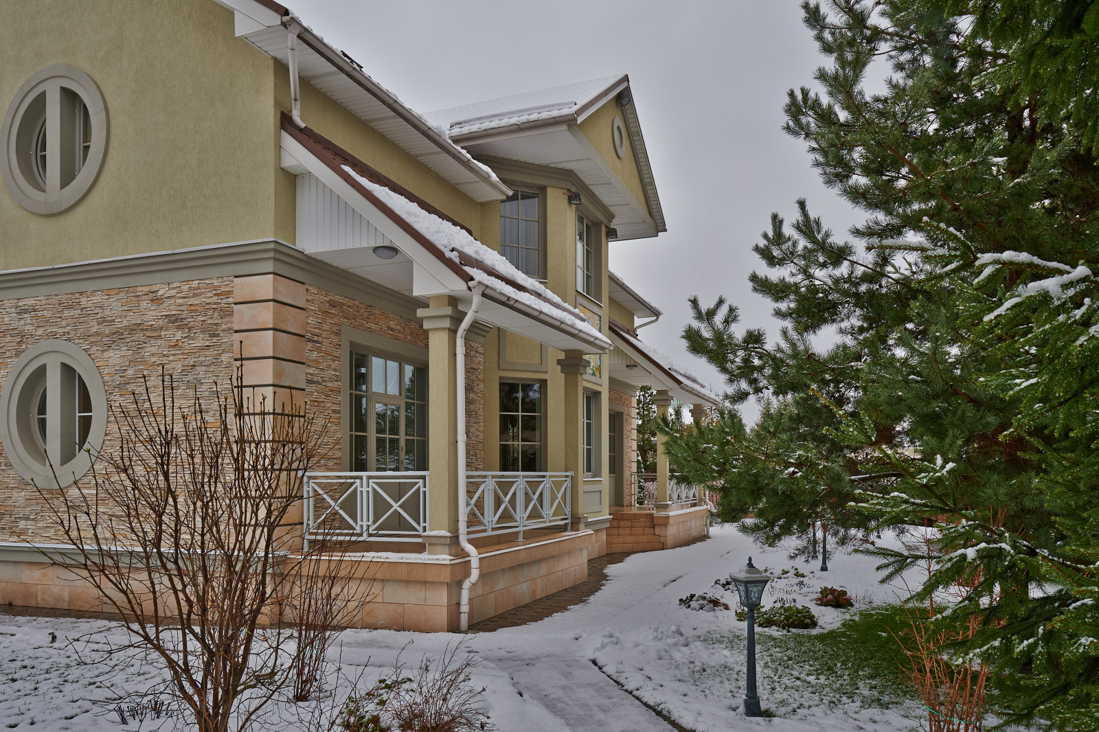 Проектирование и отделка фасада.