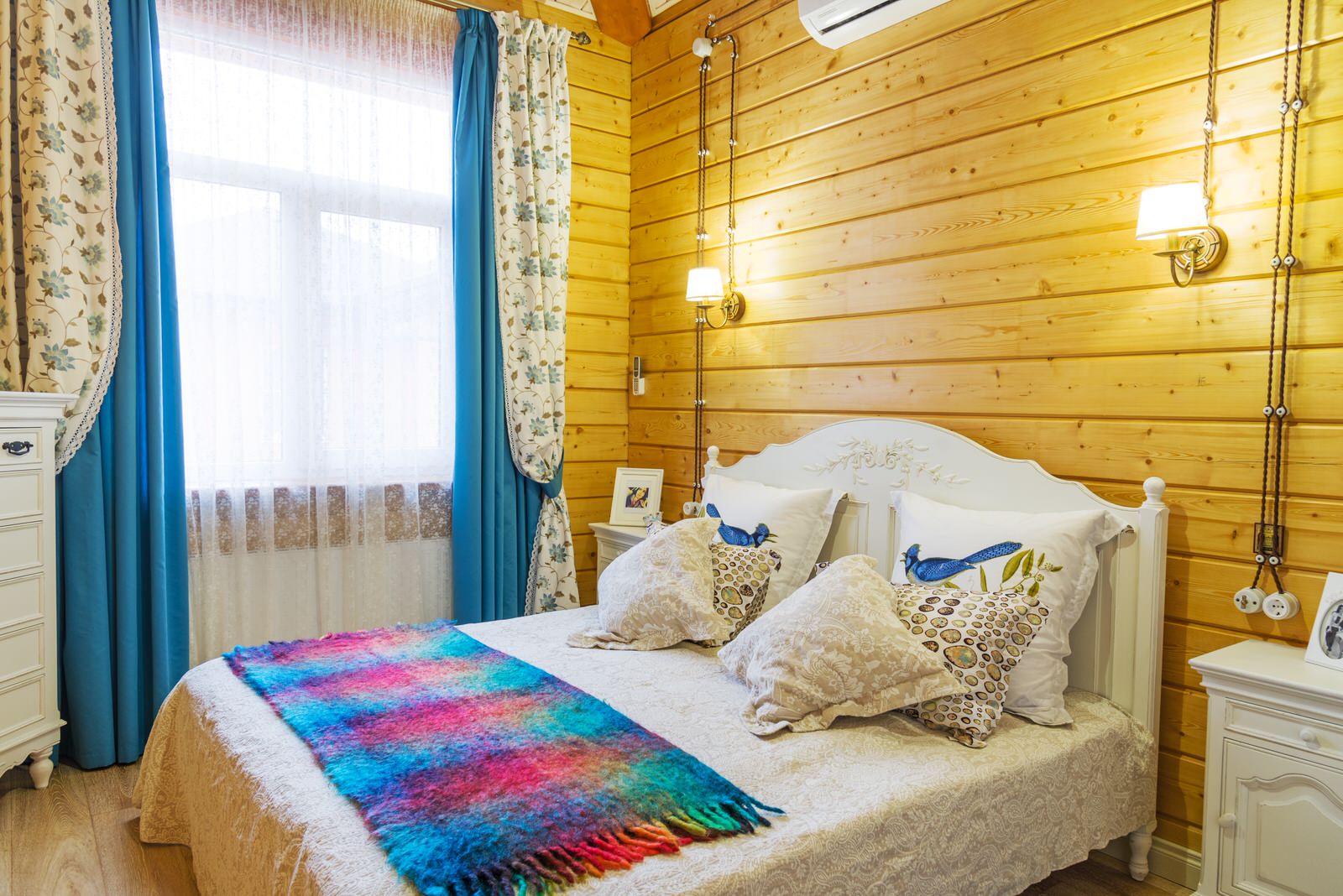 Деревянный дом в стиле  Кантри (230 кв м)