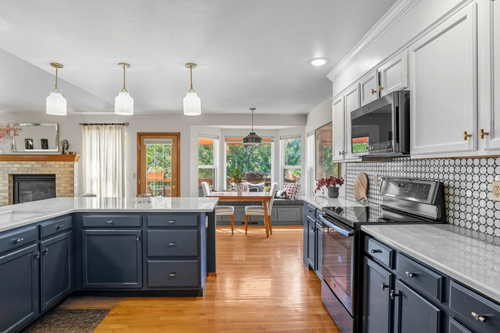 Timeless Open Navy Blue Kitchen