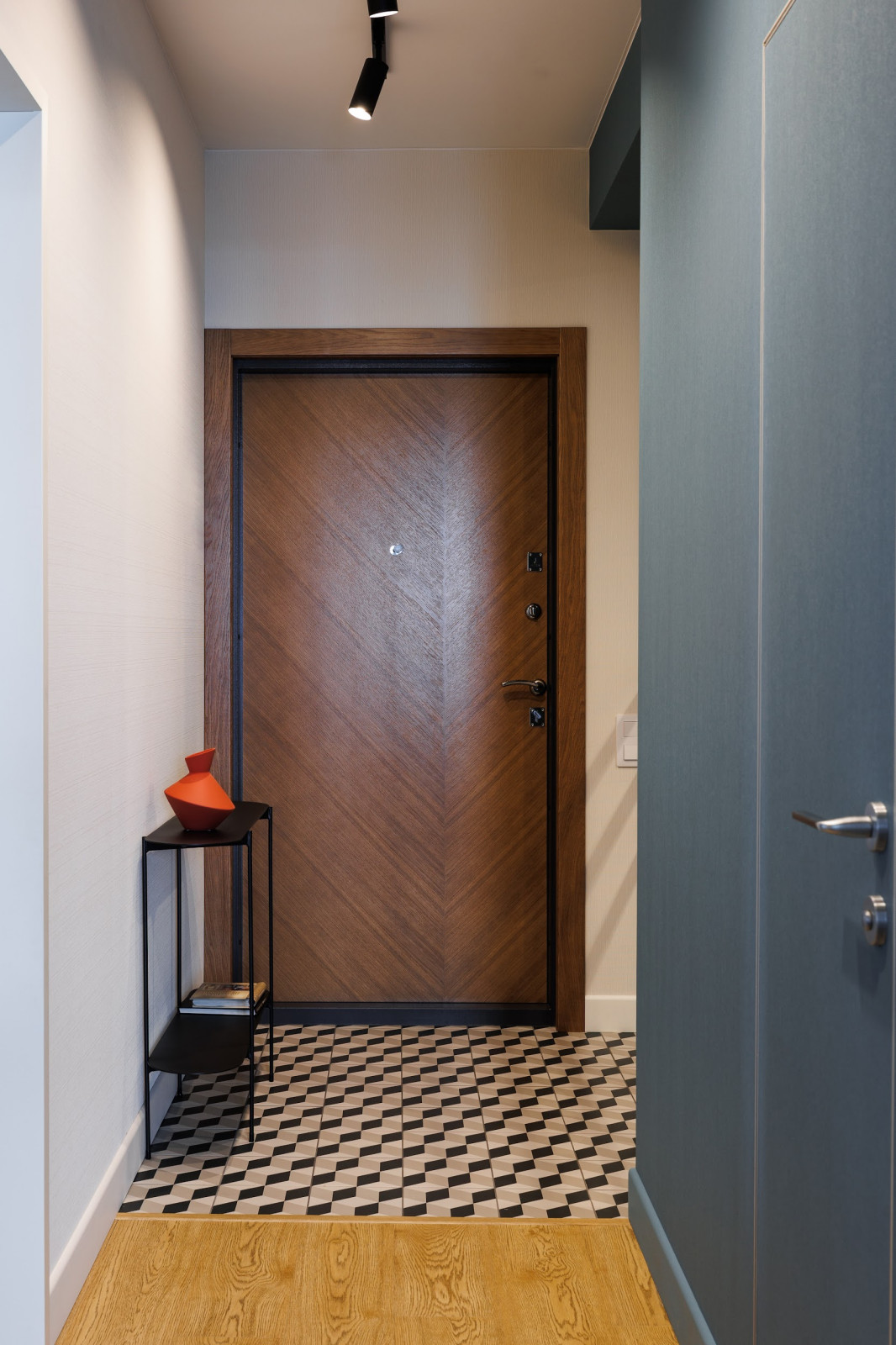 Трешка для молодой пары с двумя детьми