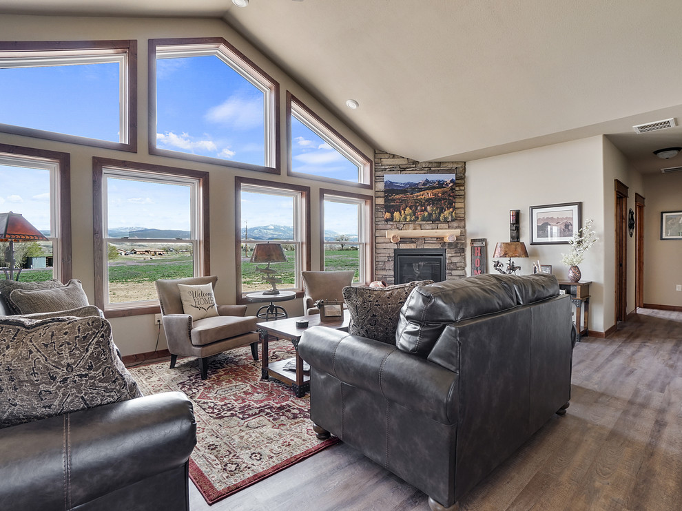 Mountain style home design photo in Minneapolis