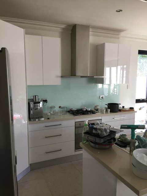 Kitchen makeover modern-kitchen