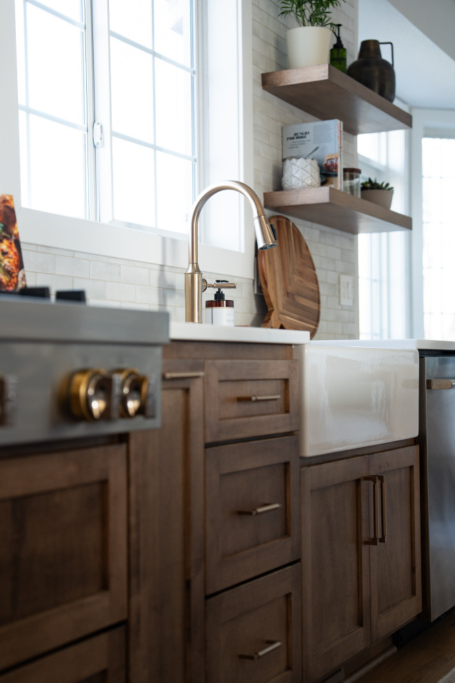 Example of a transitional kitchen design in Minneapolis