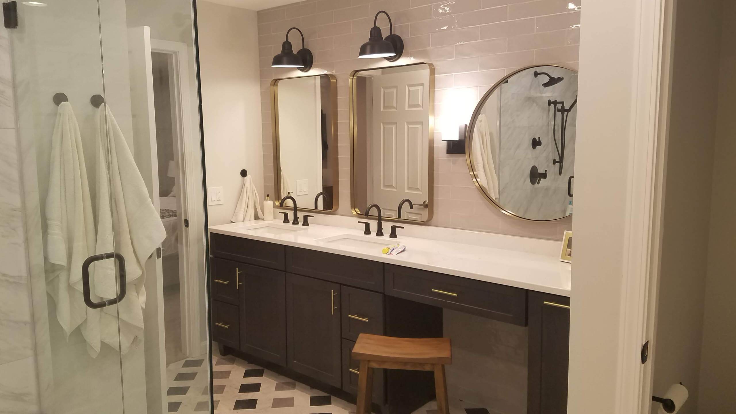 Farmhouse Chic Bathroom Remodel