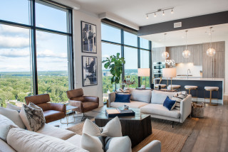 Tour a Bachelor’s Classy and Inviting Penthouse in Atlanta (one photo)