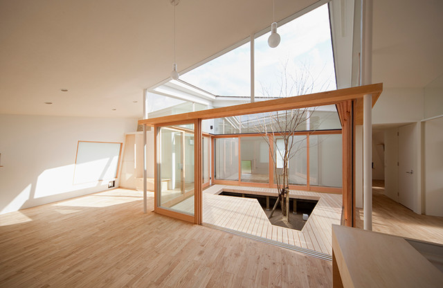 鴨川の家 moderno