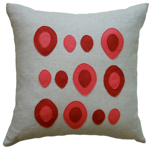 Felt Appliqu\u0026eacute; Linen Pillow 