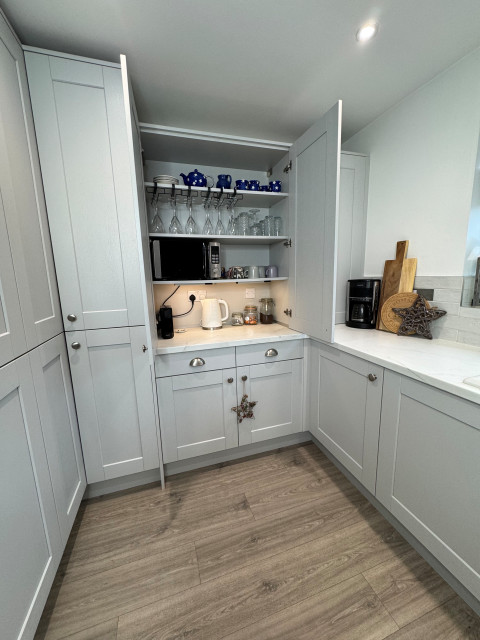 Shaker kitchen 