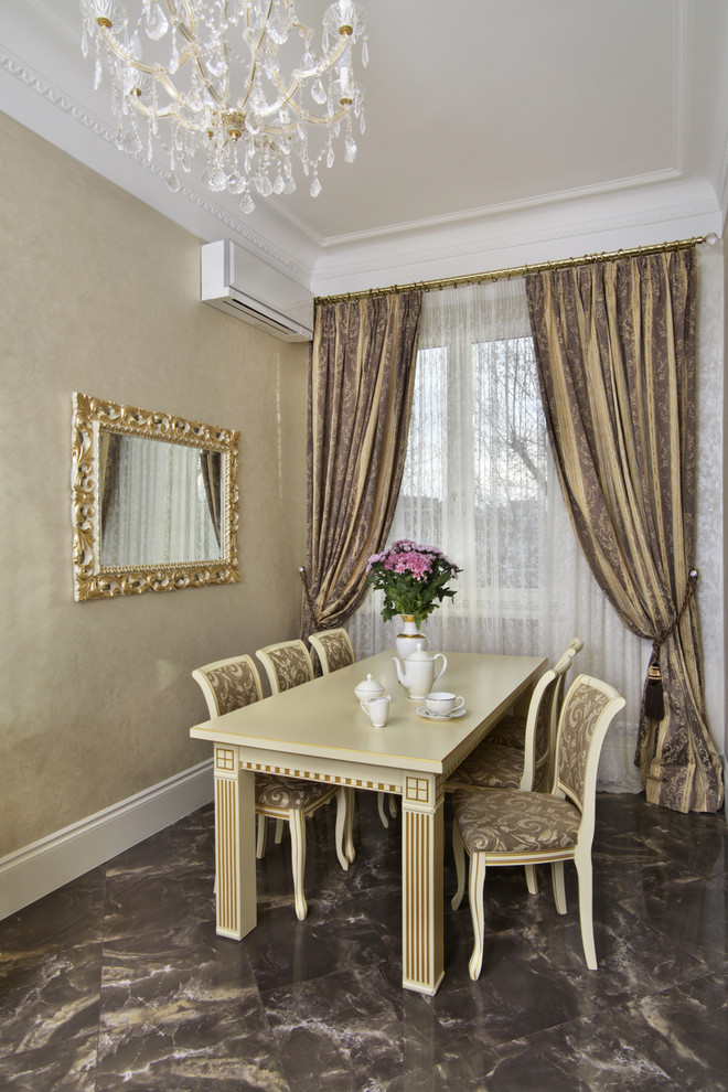 Элегантная классика (3-х комн. квартира в сталинке)