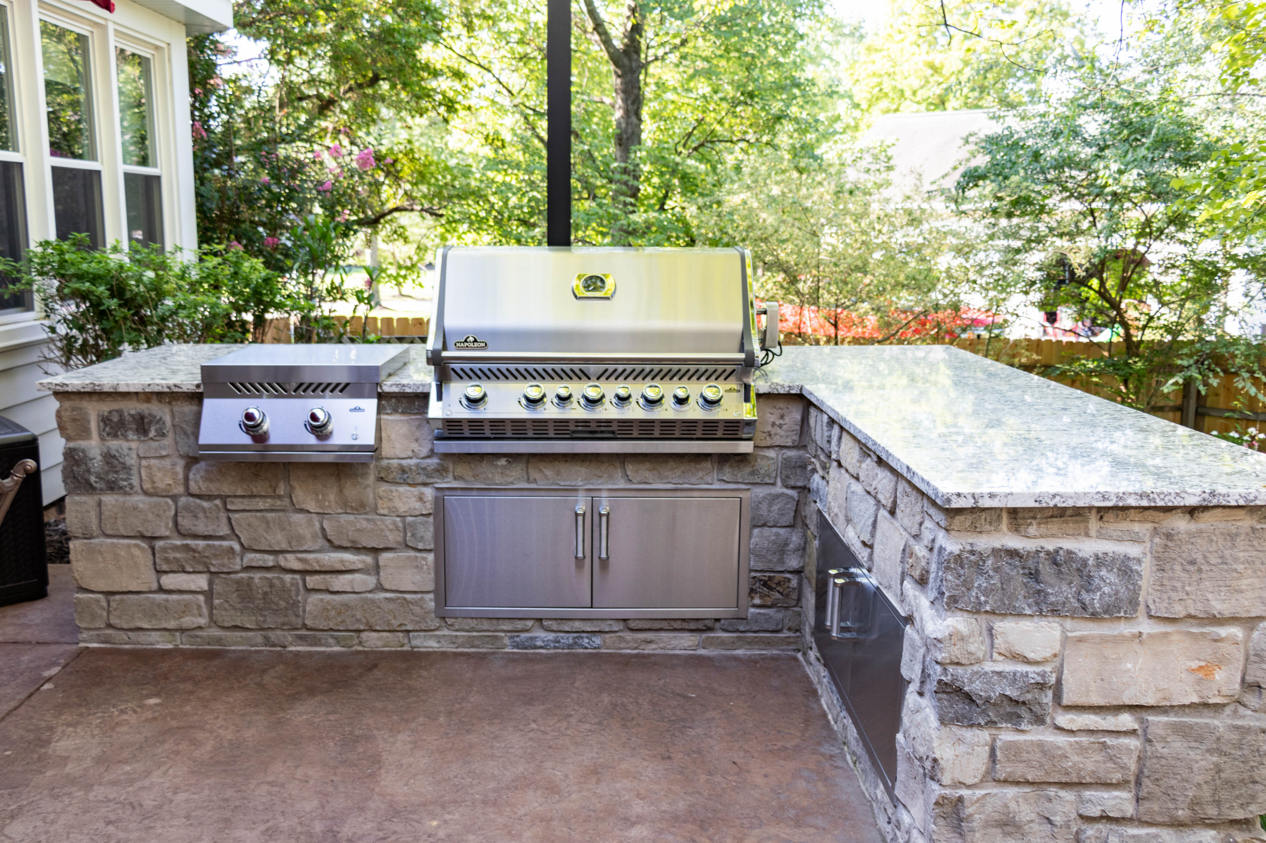 Best Electric BBQ - Grillo  Beautiful Outdoor Kitchens