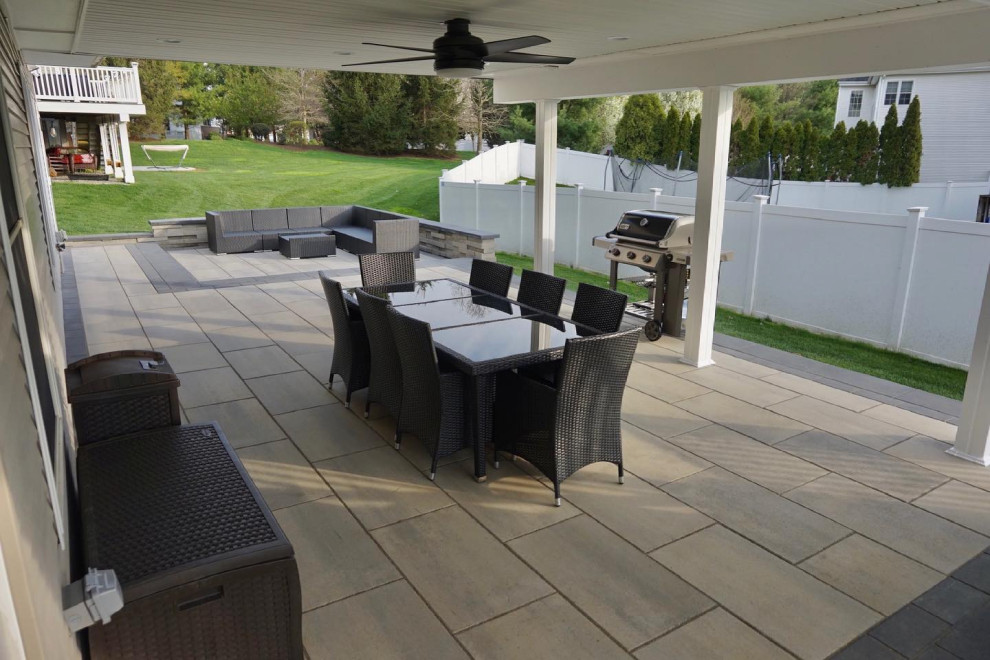 Manalapan, NJ: Multi-layered Spaces with Deck, Patio & Outdoor Lighting