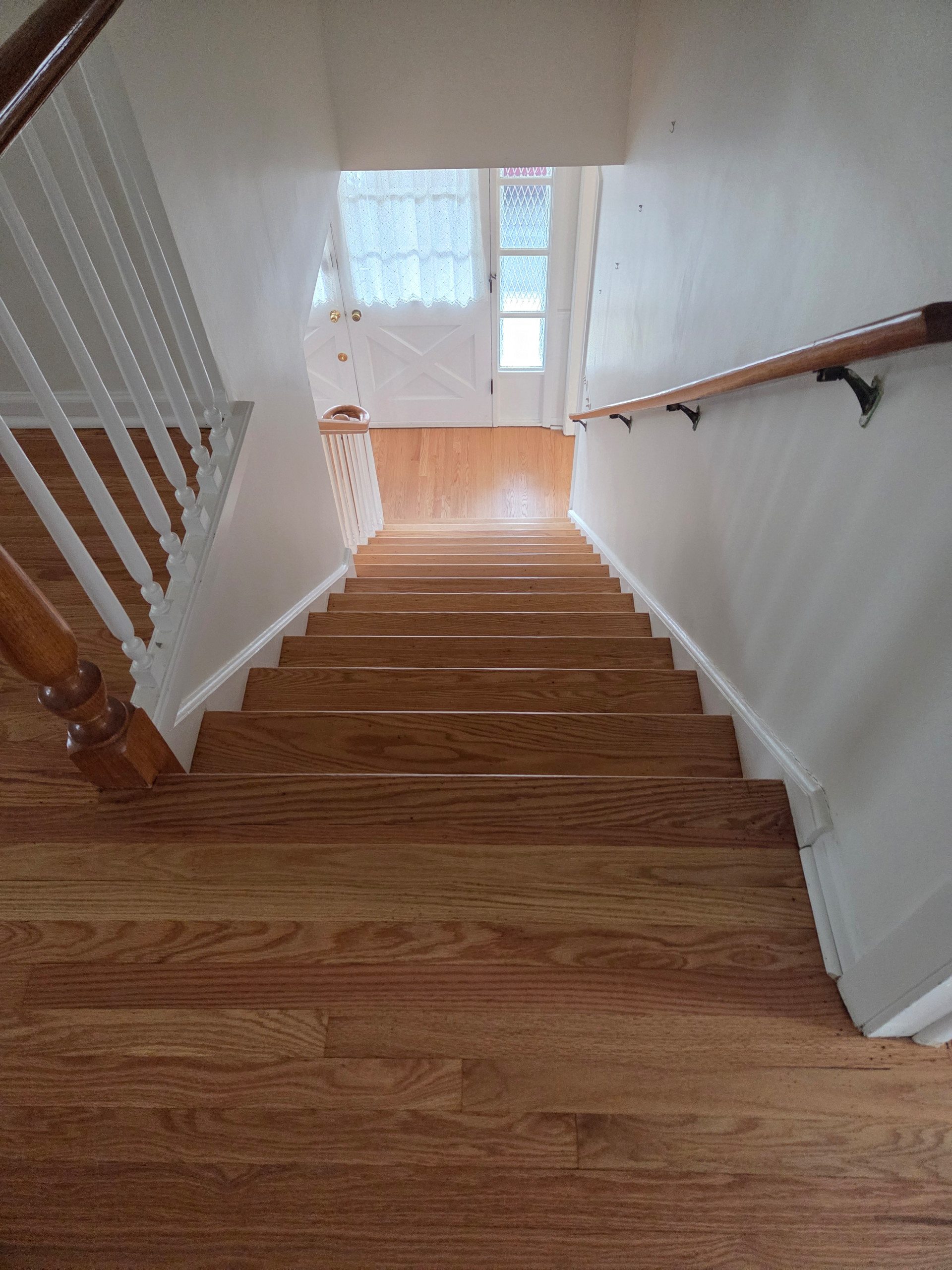 Hardwood floor installation and refinishing