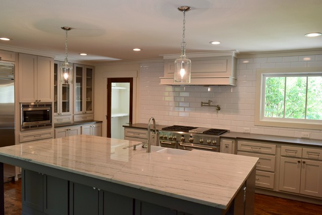328 Sutton kitchen