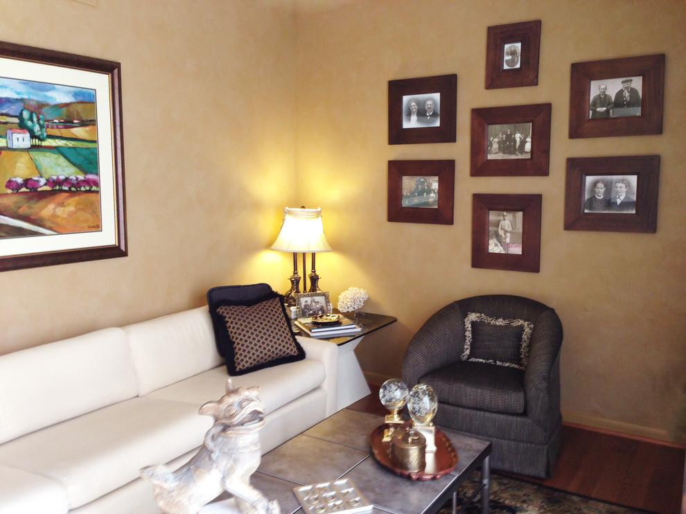 Home design - transitional home design idea in Baltimore