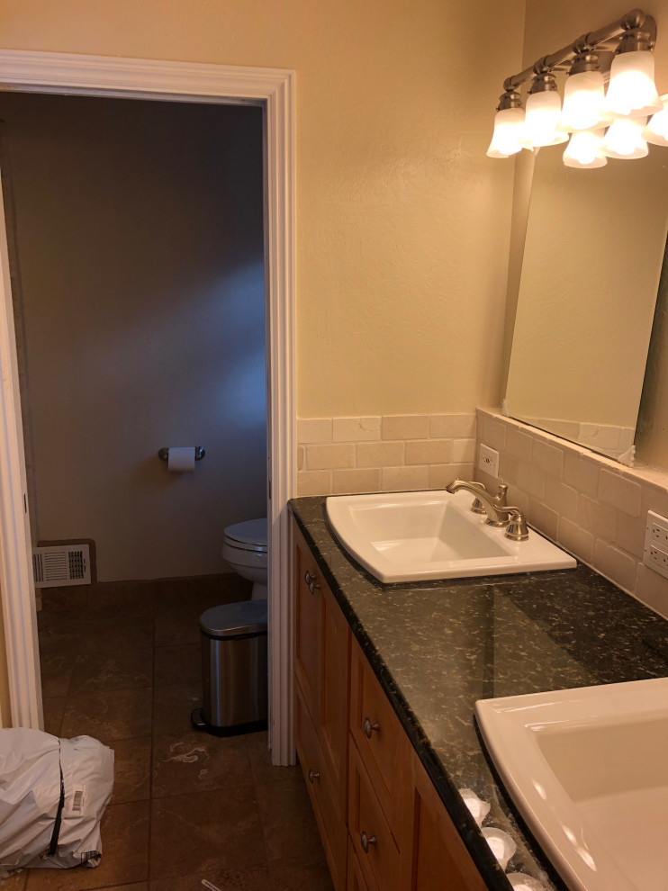 Master Bathroom - Before