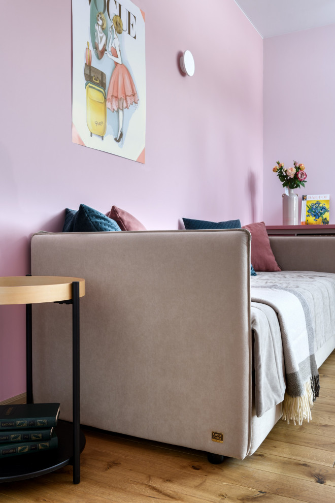 Квартира 100м2, общая кухня столовая и 2-е детские