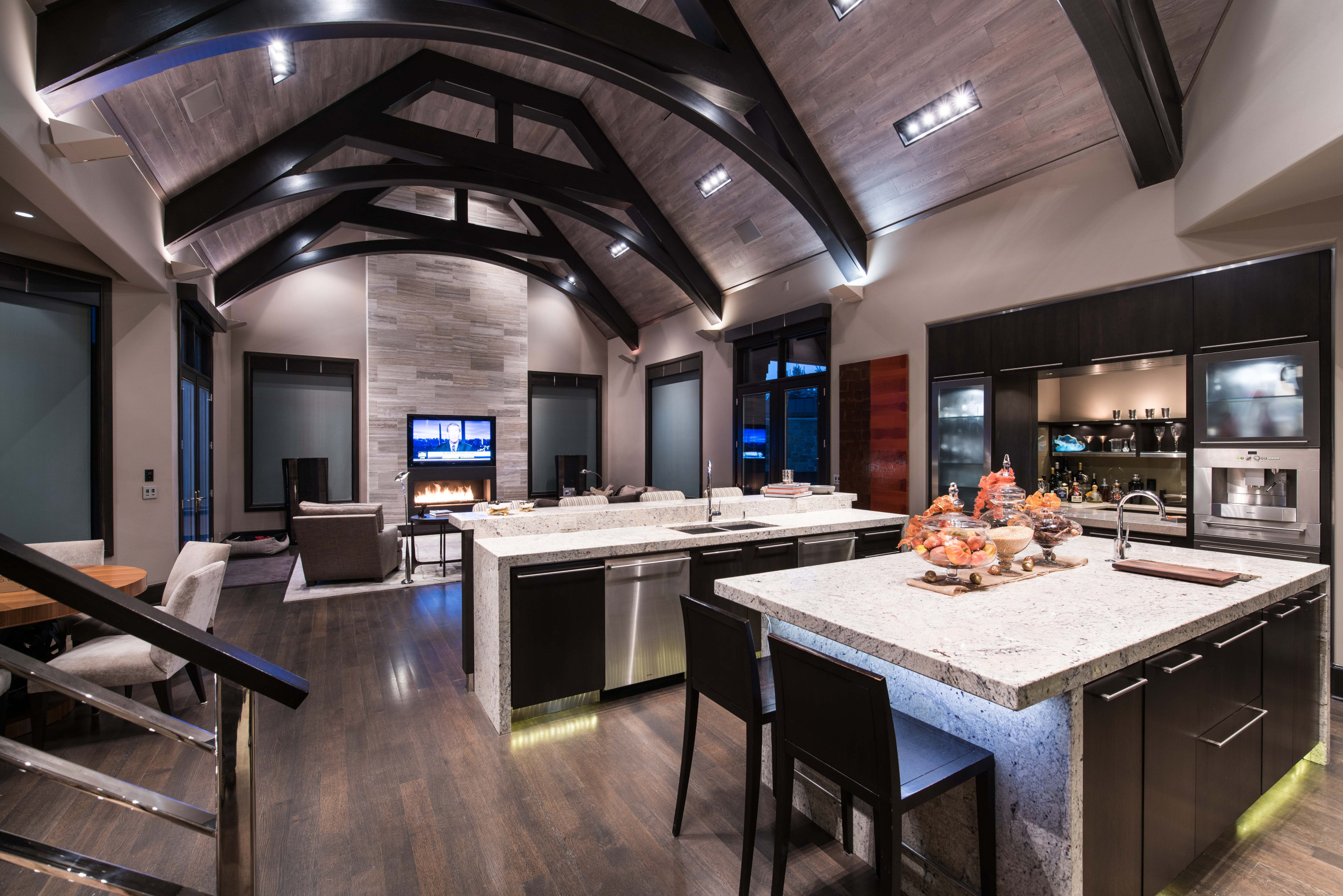 Mid Century Modern - Luxury Estate Build
