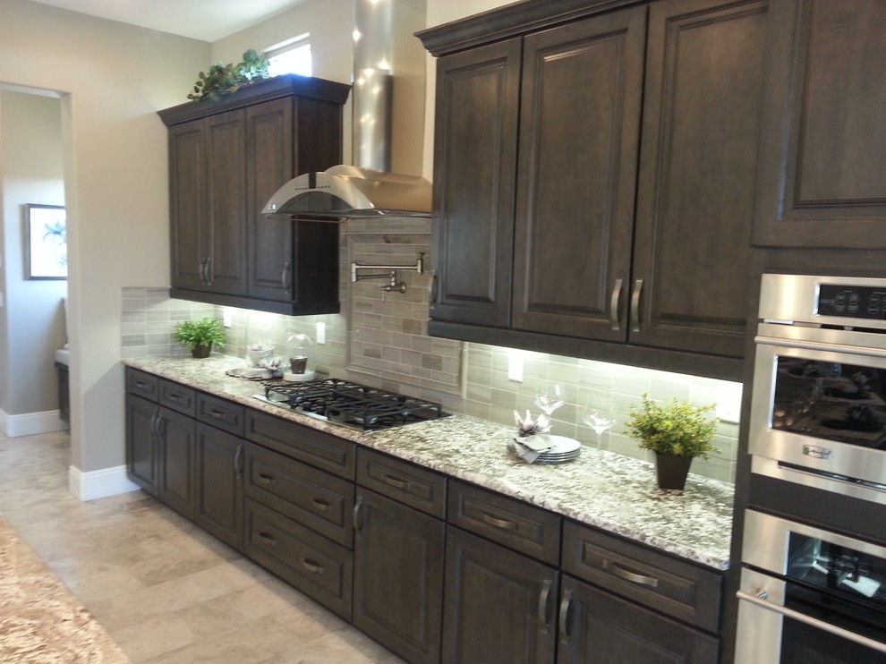 Kitchens - Traditional - Kitchen - Las Vegas - by Home Masters