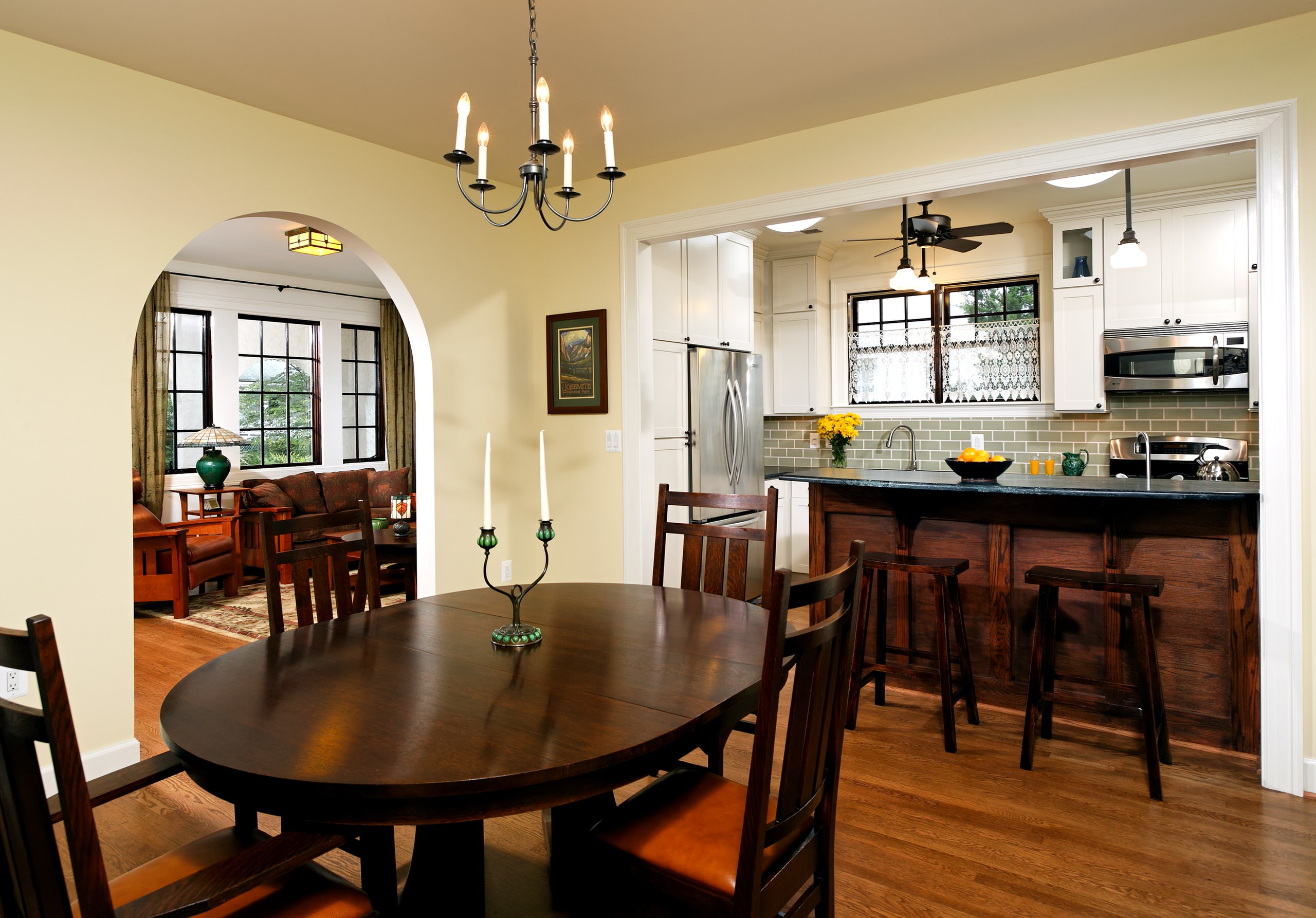 Traditional Spanish Colonial - Kitchen Dinning