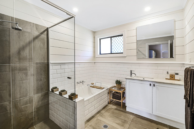 Hamptons Meets Cape Cod beach-style-bathroom