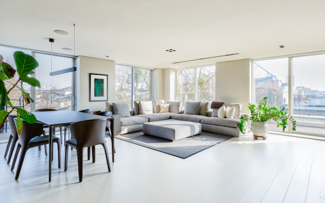 Fulham modern-living-room