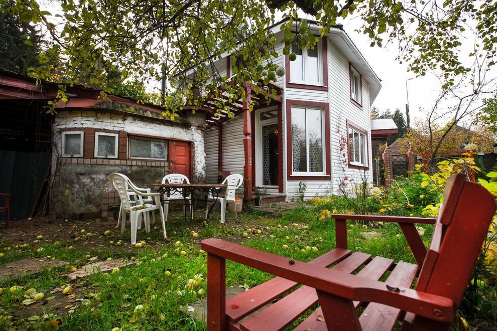 Старенькая дача в умелых руках.