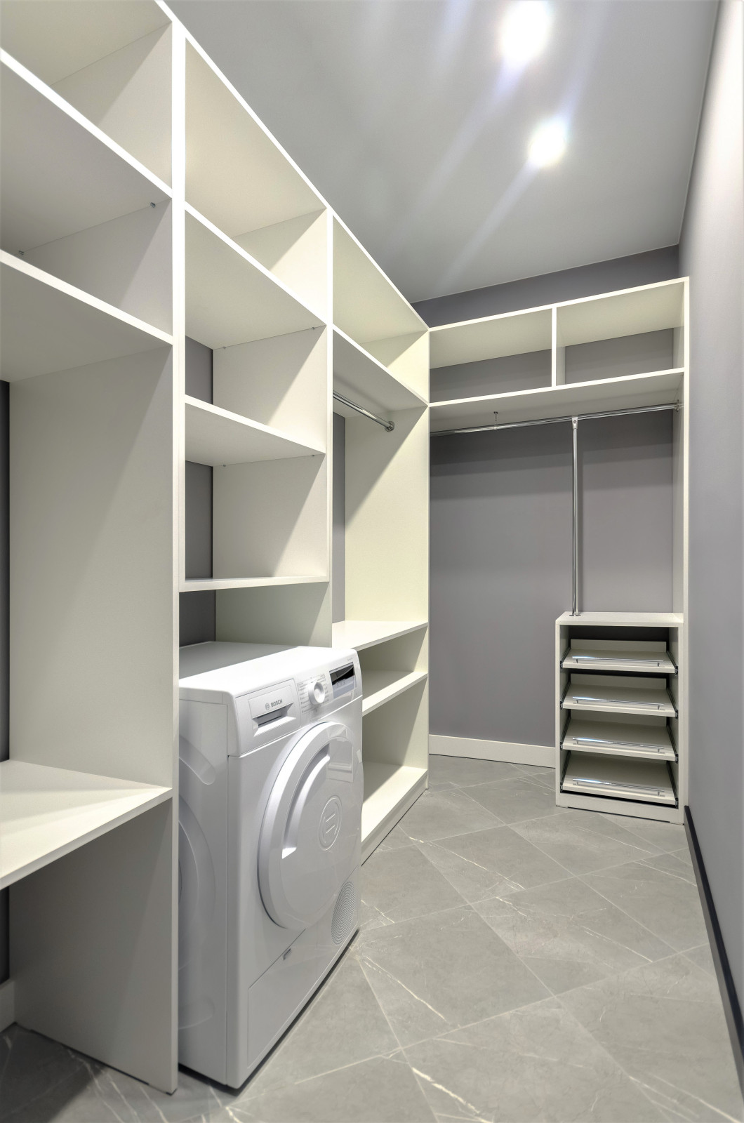 Квартира в цветах Pantone 2021