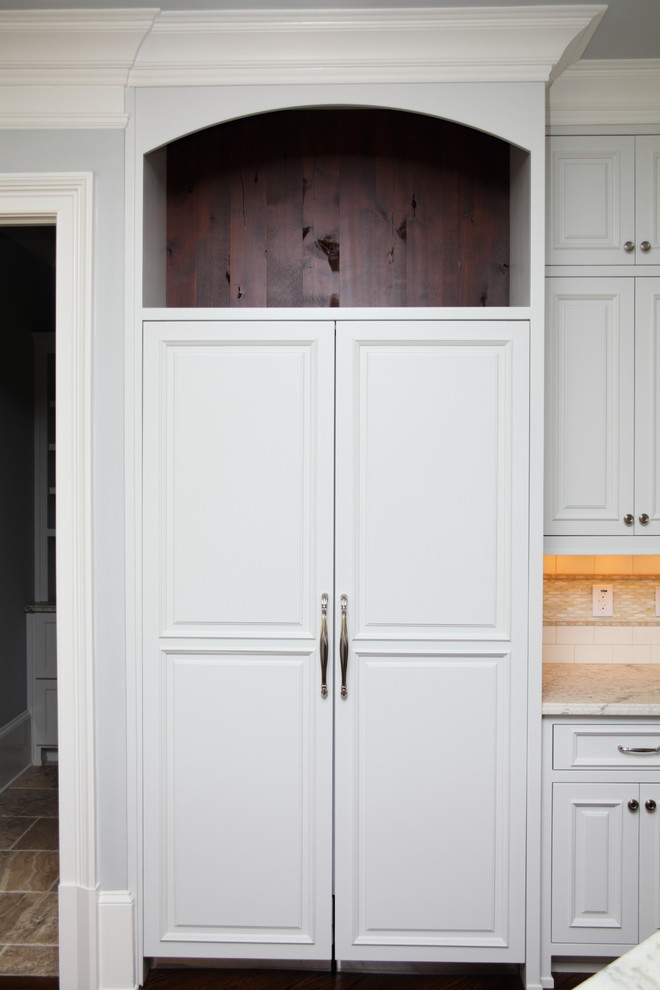 Inspiration for a transitional kitchen remodel in Atlanta