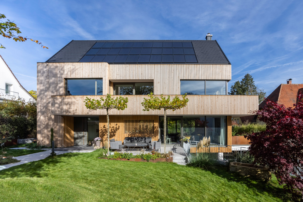 Contemporary exterior home idea in Stuttgart