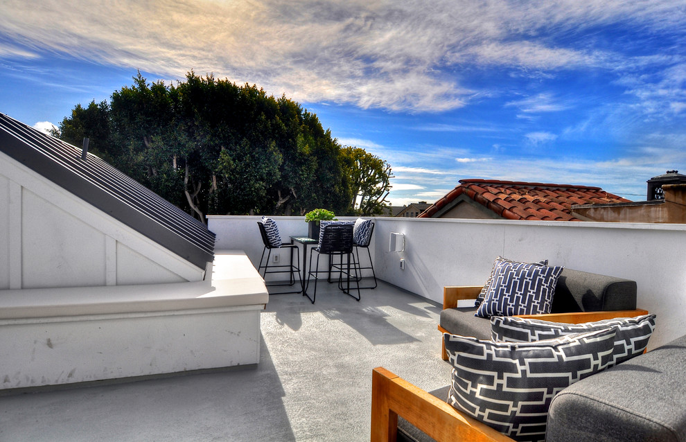 Deck - transitional deck idea in Orange County