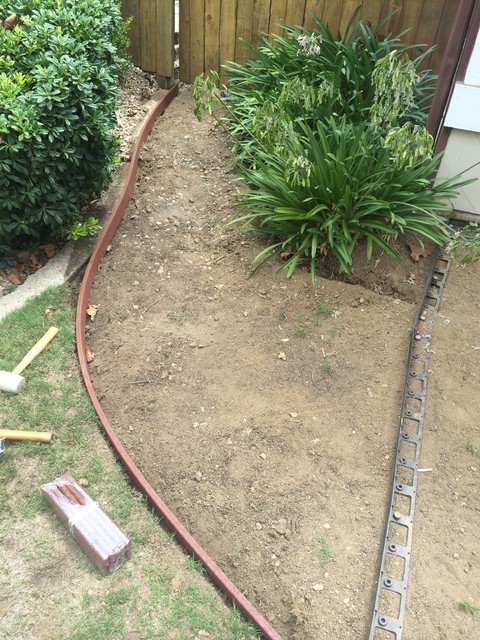Side pathway layout 