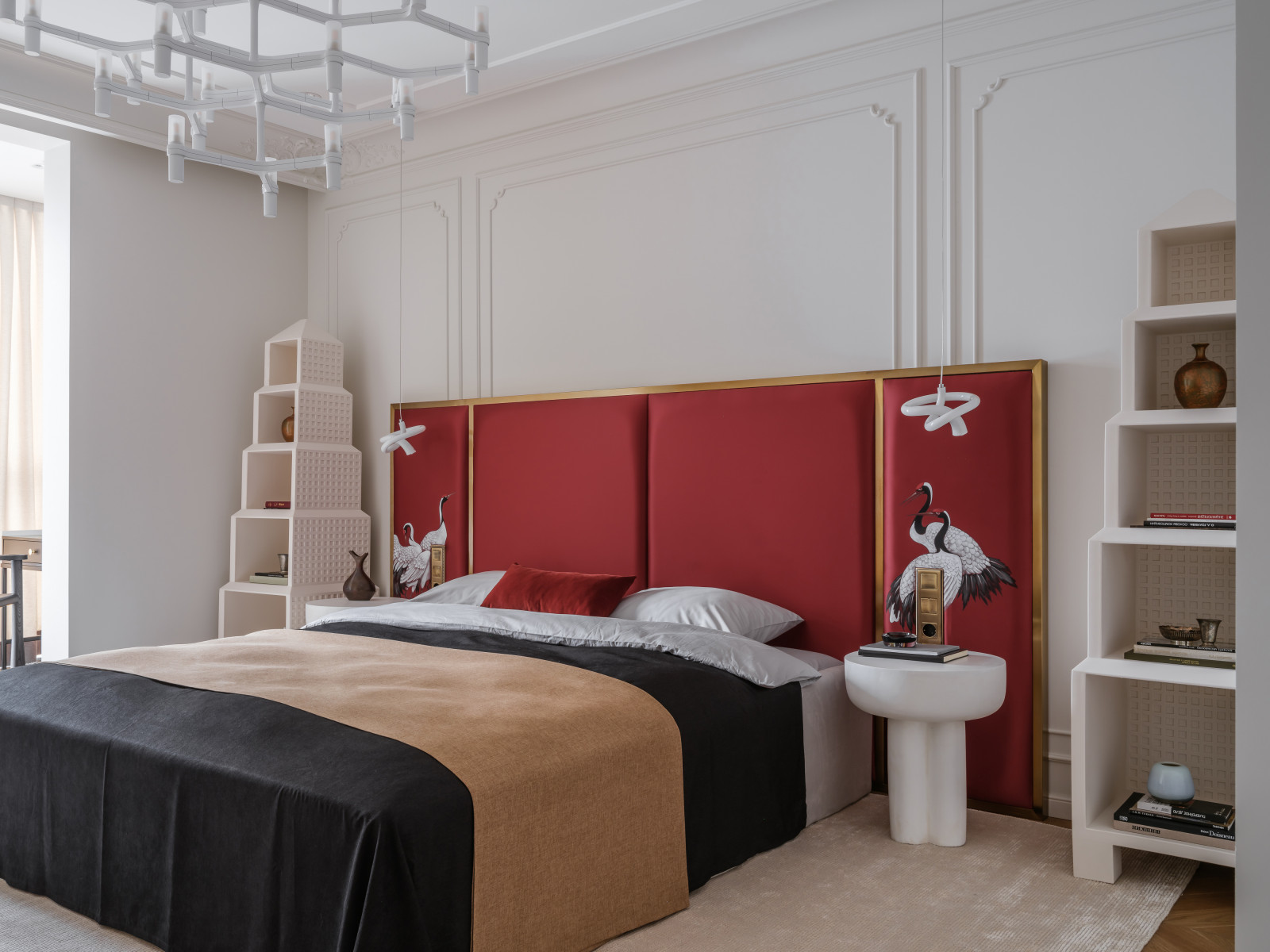 Французское настроение и мотивы шинуазри: семейная квартира