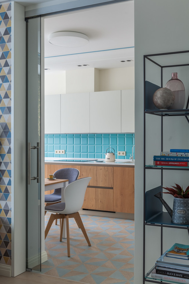 Бело-голубая квартира для юной заказчицы