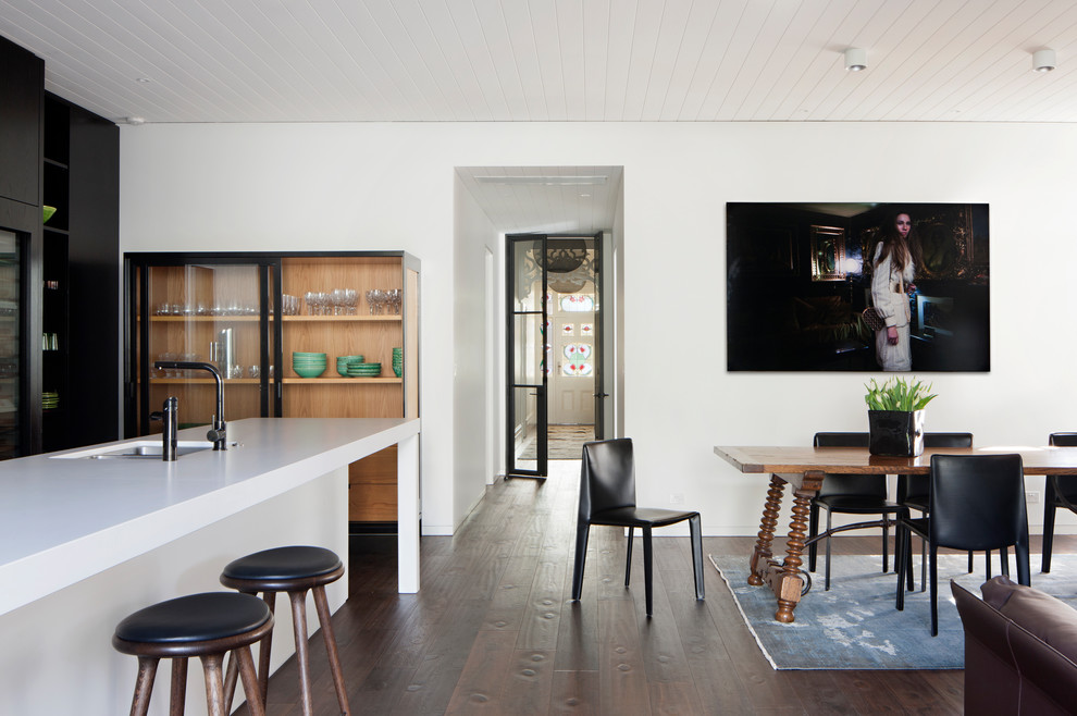 Design ideas for a contemporary dining room in Melbourne.