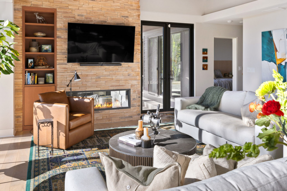 New Build: Lake Pointe Residence
