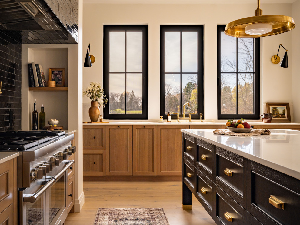 Mountain style kitchen photo in Ottawa