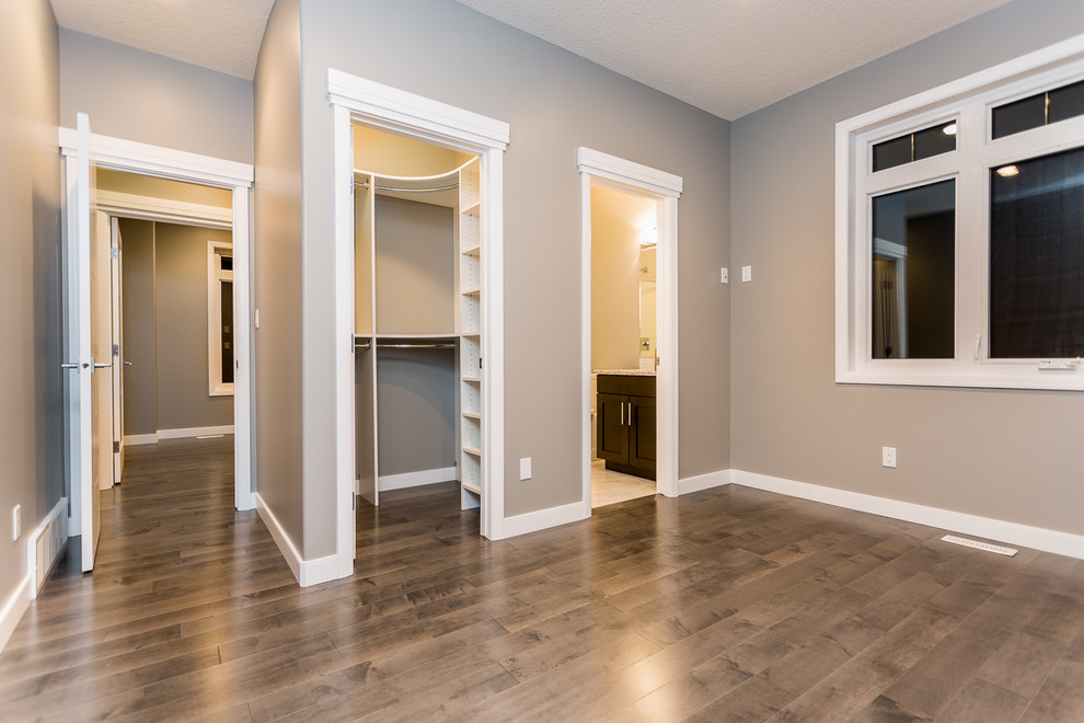 Home design - transitional home design idea in Edmonton
