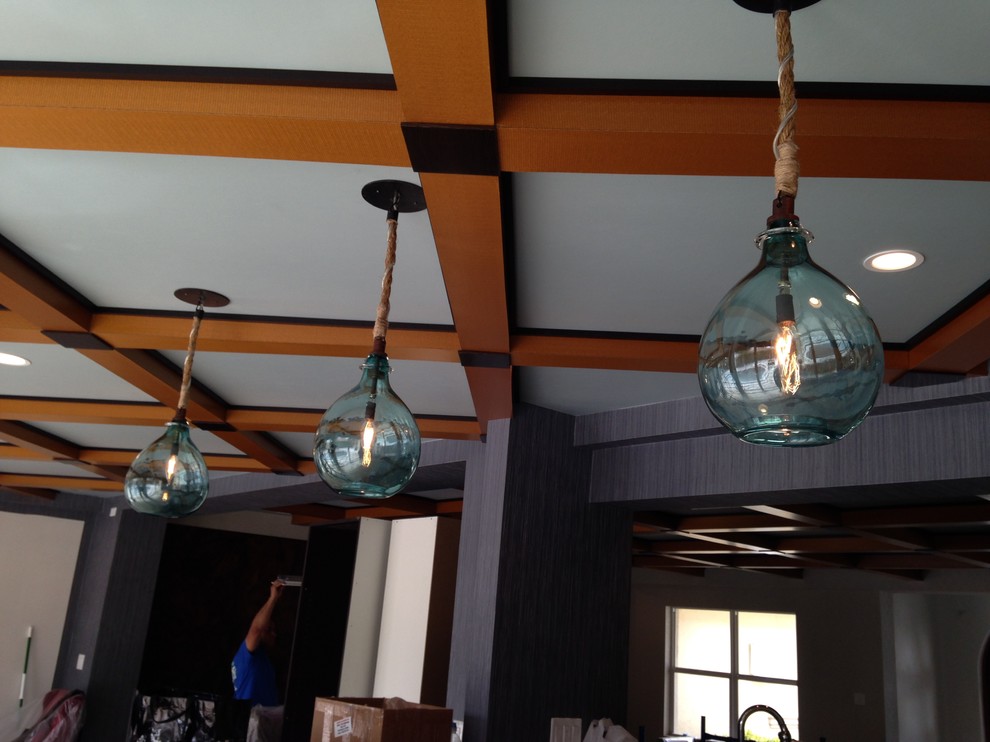 Transitional home bar photo in Miami