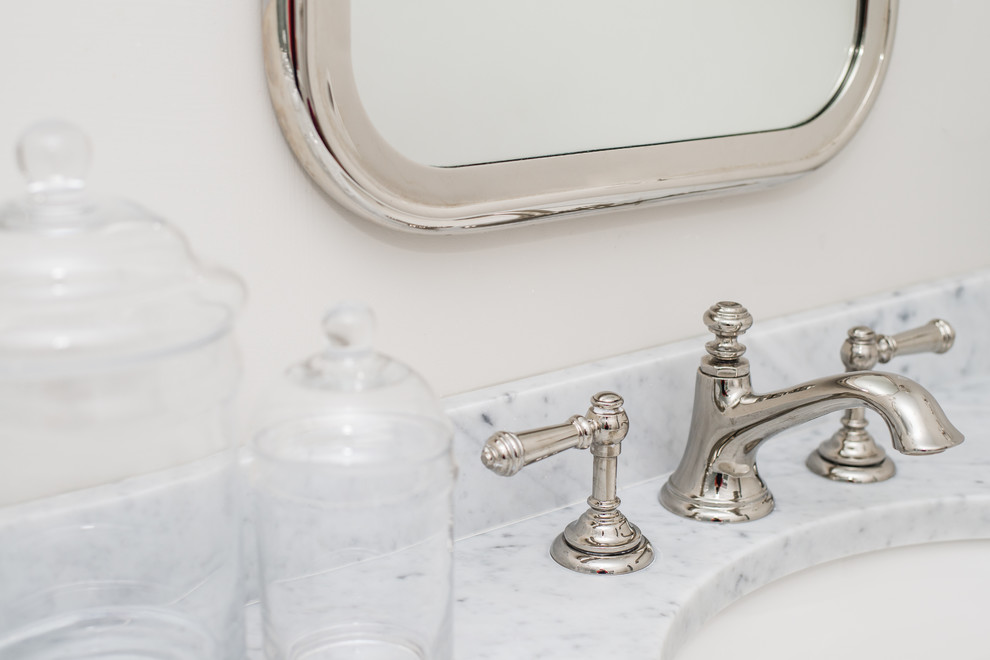 Inspiration for a transitional home design remodel in Boston