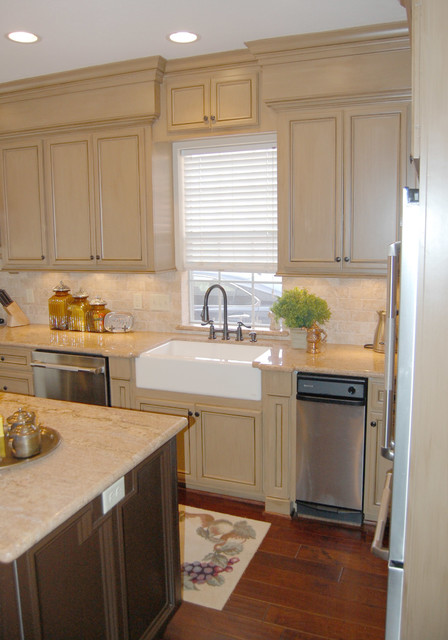 Sugar Land Kitchen Remodel traditional-kitchen