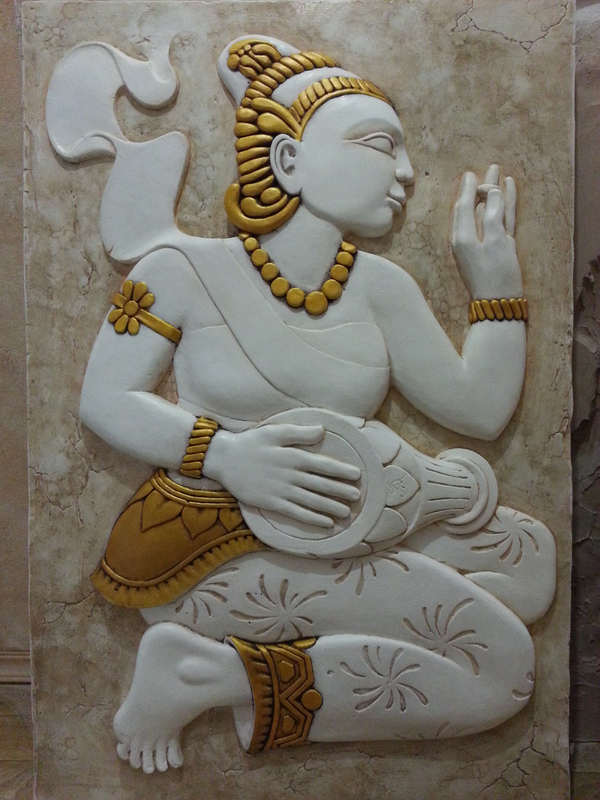 Барельефное панно