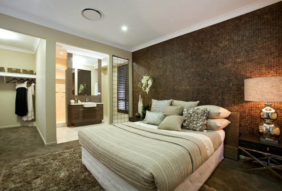This is an example of a modern bedroom in Sydney.