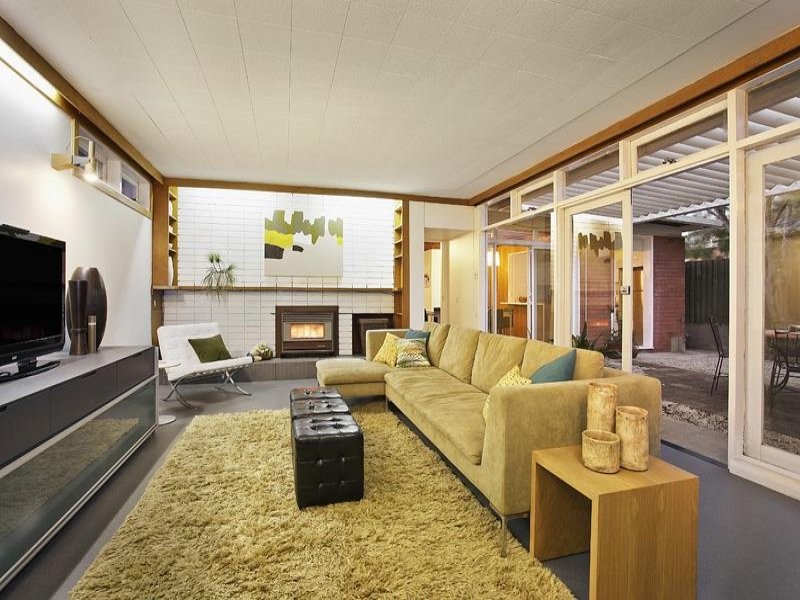 Midcentury family room in Melbourne.