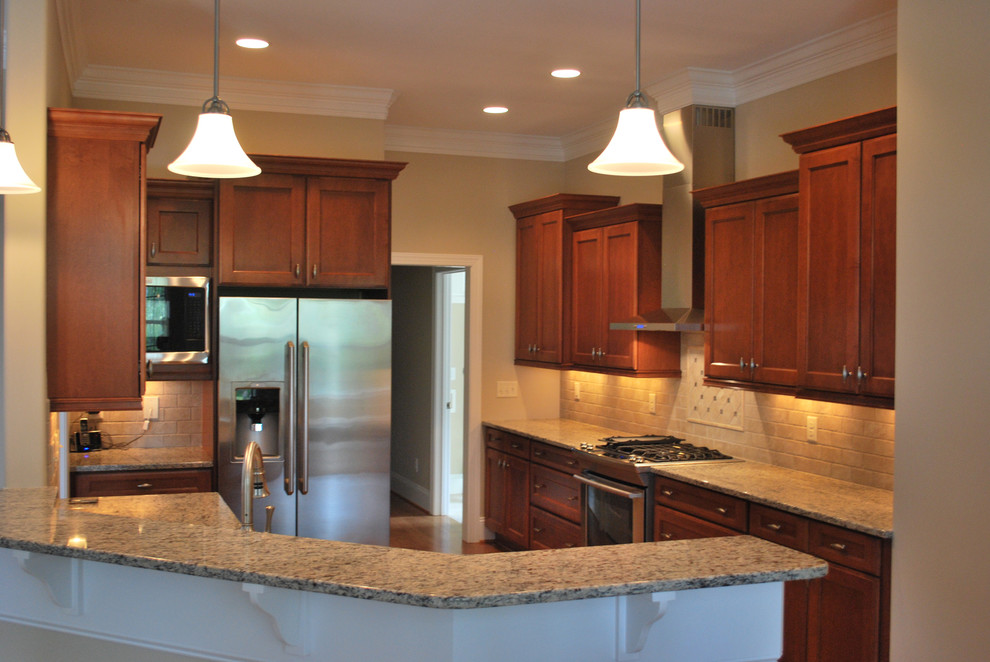 AngledPeninsula Kitchen Traditional Kitchen Wilmington by Hollingsworth