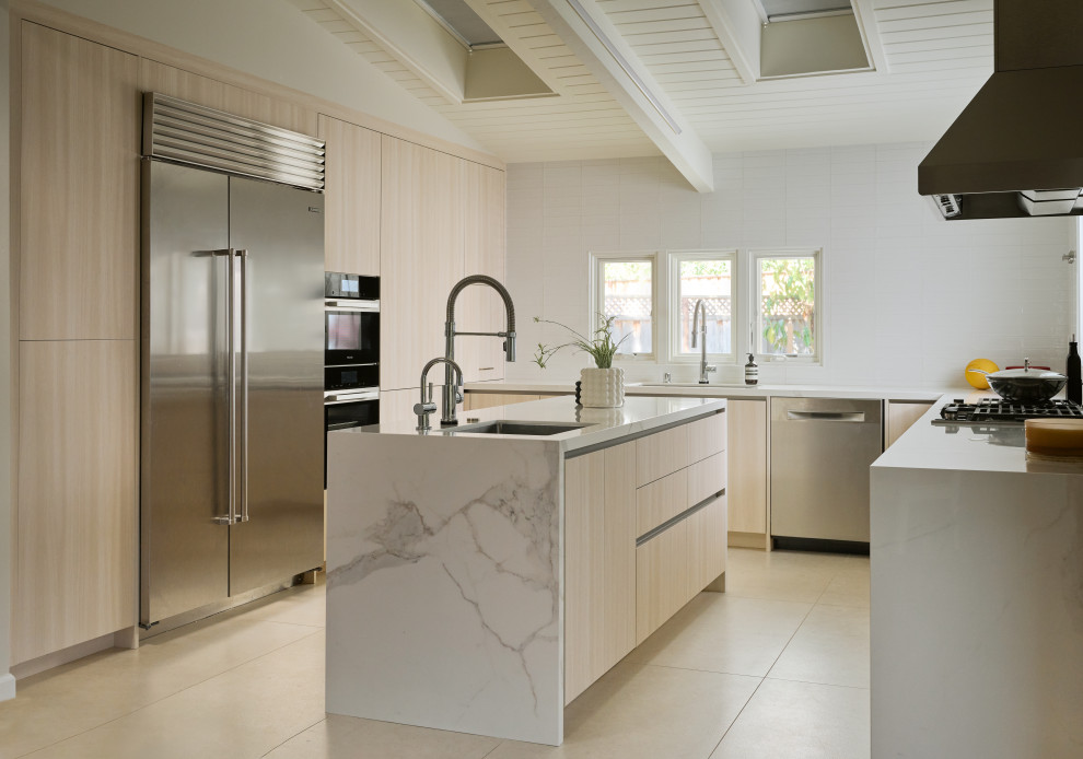 Clean Lines. Smart Design. Palo Alto Style. - Contemporary - Kitchen ...